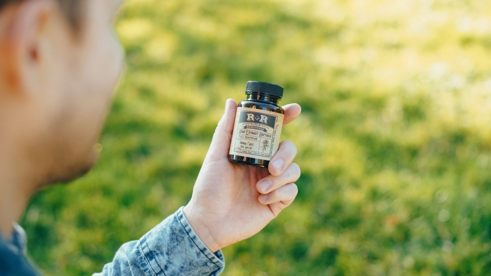 Suomeen säädettävä puoskarilaki