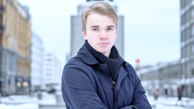 Kuvituskuva: Oulun Läänin Kokoomusnuoret esittää Hermanni Sankeloa Kokoomusnuorten puheenjohtajaksi