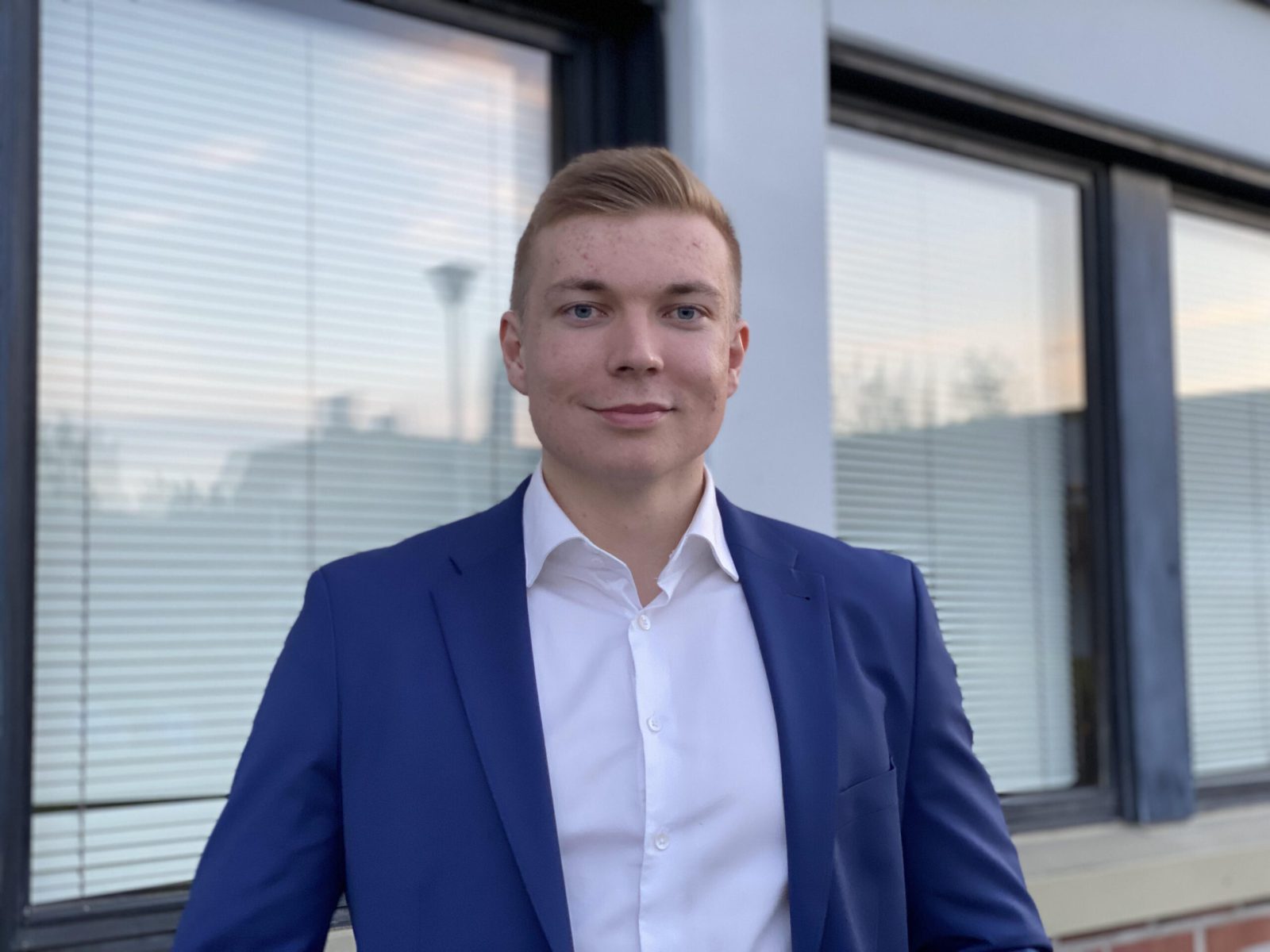 Antti Tuomela jatkaa Pohjanmaan Kokoomusnuorten puheenjohtajana