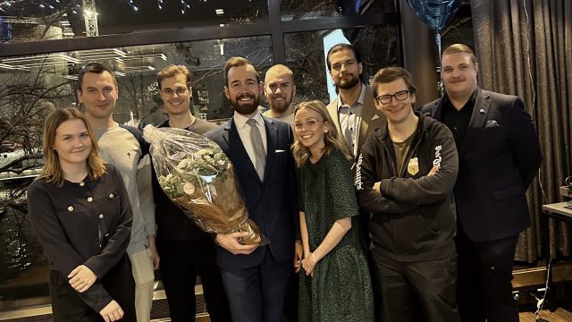 Kuvituskuva: Varsinais-Suomen Kokoomusnuoret onnittelee Sauli Seittenrantaa ja Ronja Falkdalia luottamustoimista Turun Kokoomuksessa