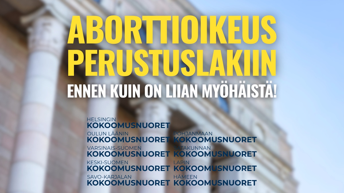 Kuvituskuva, jonka taustalla on epäterävä valokuva klassisesta rakennuksesta pylväineen, todennäköisesti eduskuntatalo. Kuvan yläosassa on lihavoitu teksti 