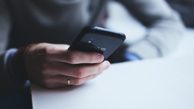 Kuvituskuva: Uudenmaan Kokoomusnuoret: Suomalaismeppien torjuttava yksityisviestien skannaus